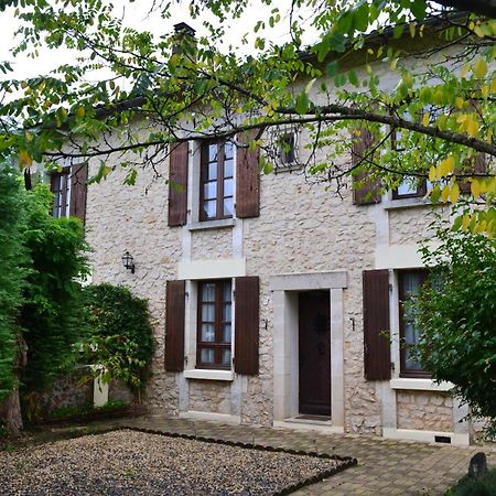 Les Bruyeres B&B 2 Montbron ภายนอก รูปภาพ