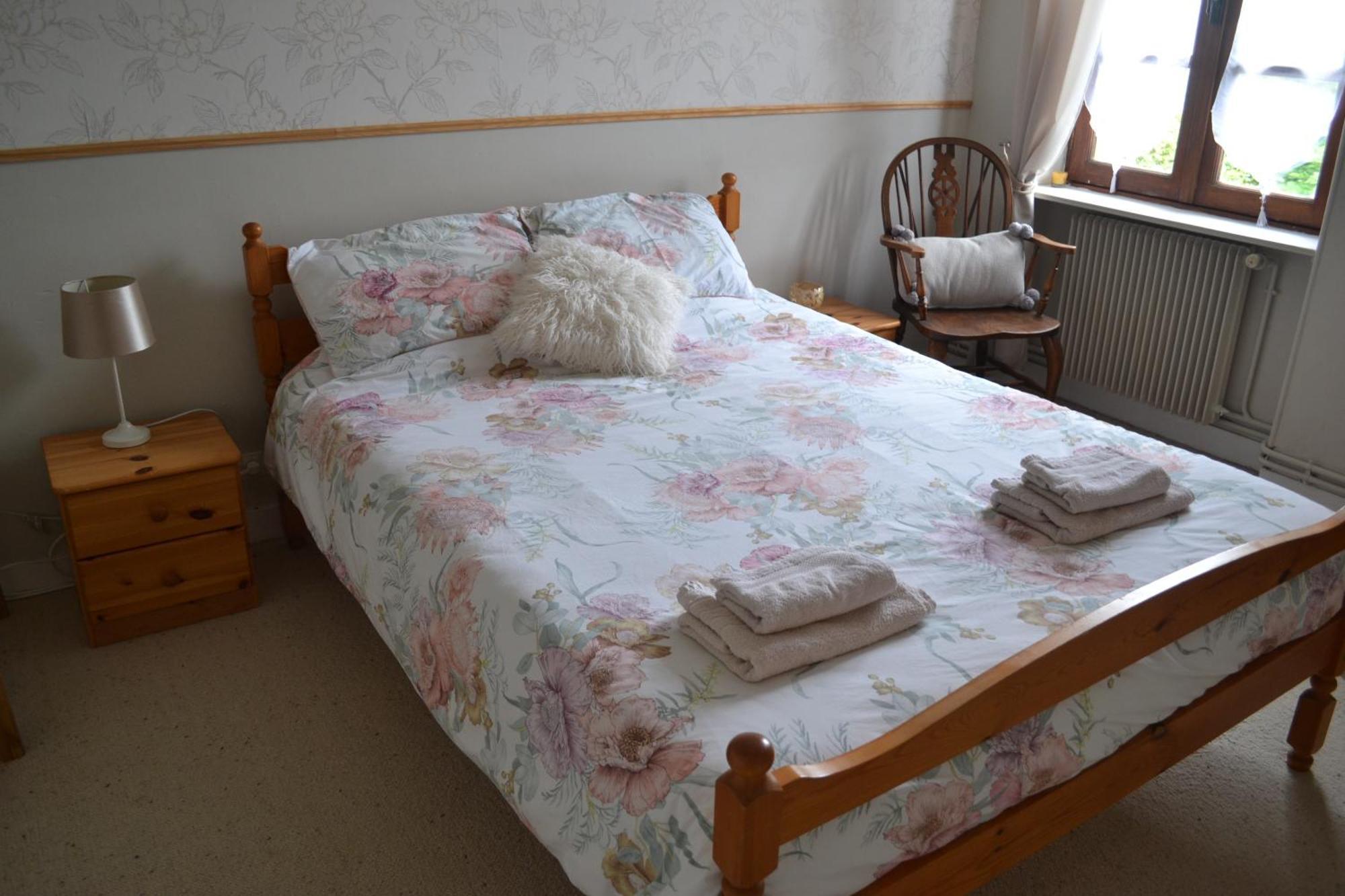 Les Bruyeres B&B 2 Montbron ภายนอก รูปภาพ